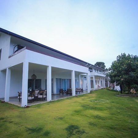Benito Bungalow By The Serendipity Collection 哈普特莱 外观 照片